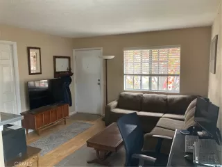 Photo #5: OC24013741 Listing