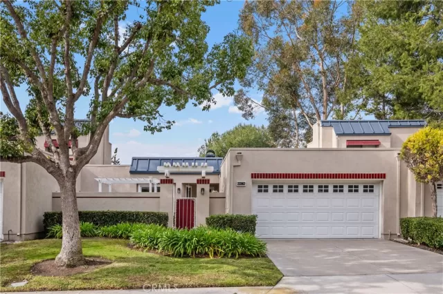 MLS: OC24014335 Condo For Sale