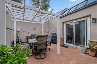 Photo #1: OC24014335 Listing