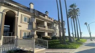 Photo #2: OC24014386 Listing 