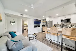 Photo #5: OC24014947 Listing