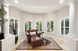 Photo #1: OC24014995 Listing