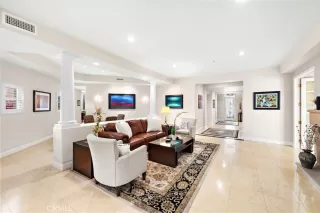 Photo #6: OC24014995 Listing