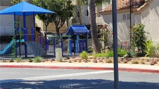 Photo #3: OC24015157 Listing 