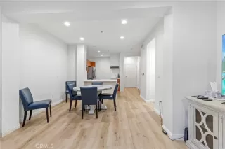 Photo #4: OC24015214 Listing 