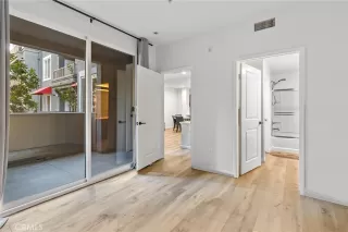 Photo #6: OC24015214 Listing 