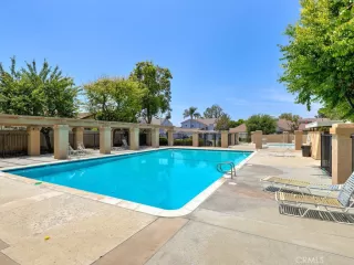 Photo #3: OC24015376 Listing 