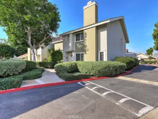 Photo #6: OC24015376 Listing 