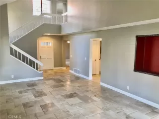 Photo #2: OC24015487 Listing