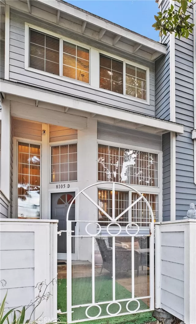 MLS: OC24015602 Condo For Sale