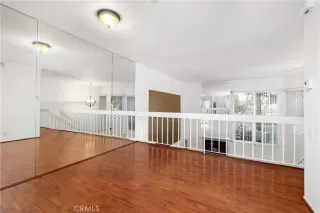 Photo #3: OC24015602 Listing