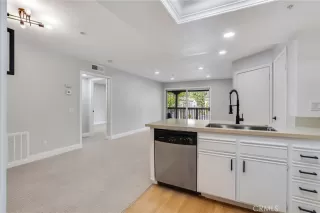 Photo #1: OC24016013 Listing 