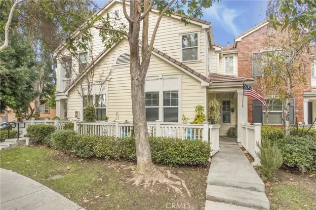 MLS: OC24017228 Condo For Sale