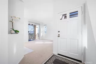 Photo #3: OC24017353 Listing 