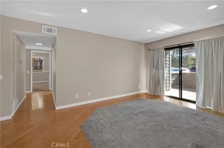 Photo #5: OC24017643 Listing 