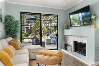 Photo #4: OC24017656 Listing 