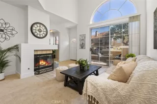 Photo #3: OC24018730 Listing 