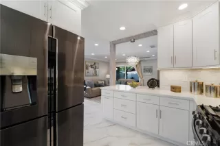 Photo #1: OC24018945 Listing