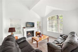 Photo #6: OC24019336 Listing 