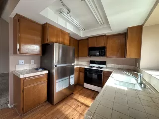 Photo #4: OC24019366 Listing 