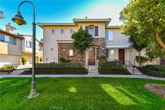 MLS: OC24019479 Condo For Sale