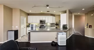 Photo #3: OC24019479 Listing 