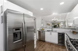 Photo #6: OC24020697 Listing 