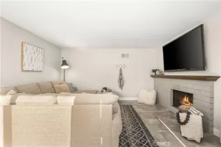 Photo #6: OC24021248 Listing 