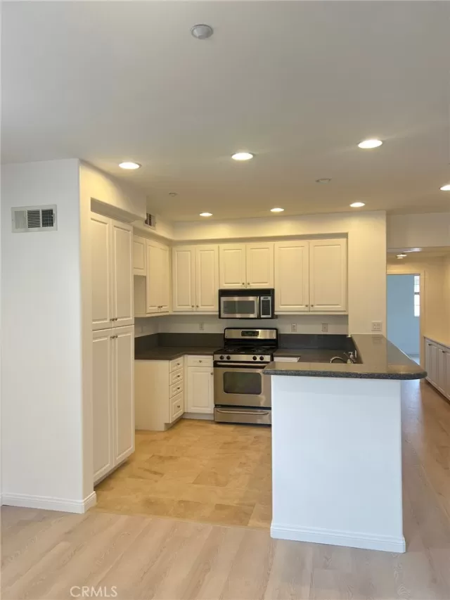 MLS: OC24021767 Condo For Sale