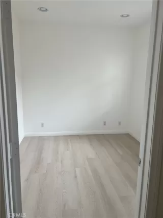 Photo #4: OC24021767 Listing 