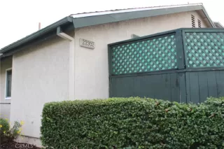 Photo #2: OC24021917 Listing