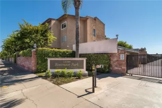 Photo #2: OC24021928 Listing