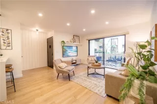 Photo #5: OC24021941 Listing 