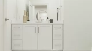 Photo #5: OC24021965 Listing 