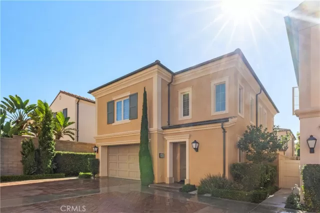 MLS: OC24021973 Condo For Sale