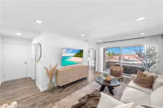 Photo #3: OC24022192 Listing 