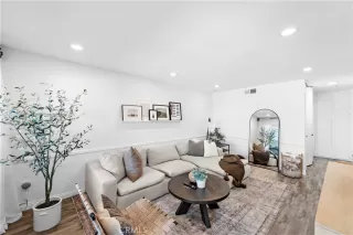 Photo #4: OC24022192 Listing 