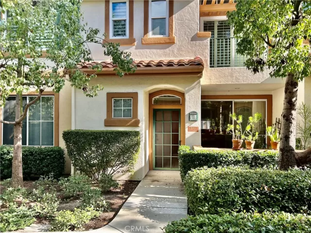 MLS: OC24022225 Condo For Sale