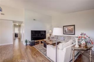 Photo #2: OC24022388 Listing