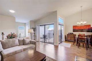 Photo #4: OC24022388 Listing