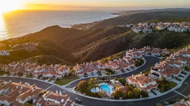 MLS: OC24022692 Condo For Sale