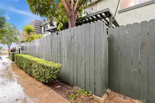 Photo #3: OC24023243 Listing 