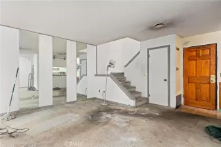 Photo #5: OC24023243 Listing 