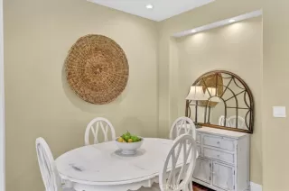 Photo #4: OC24023413 Listing 