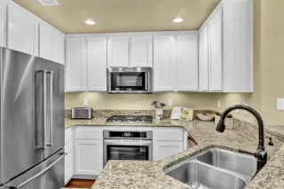 Photo #6: OC24023413 Listing 