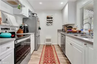 Photo #2: OC24023852 Listing 