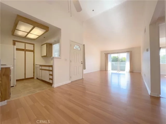 MLS: OC24023921 Condo For Sale