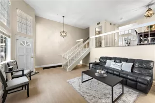 Photo #6: OC24023981 Listing 