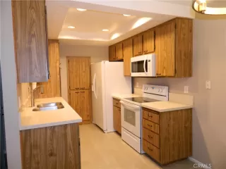 Photo #2: OC24024235 Listing 