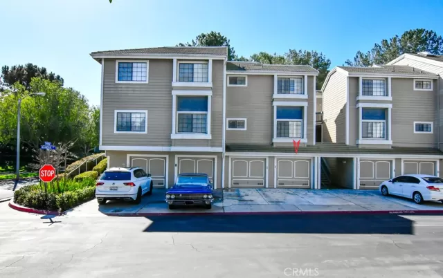 MLS: OC24024383 Condo For Sale